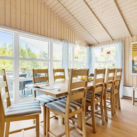 Casa vacanze 1472-aakirkeby-sjostauan-5-a *