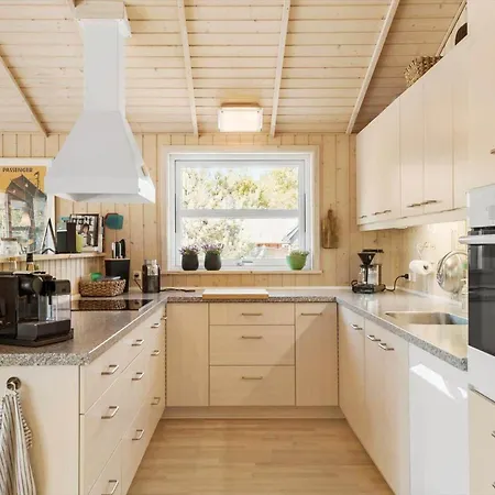 Vakantiehuis 1472-aakirkeby-sjostauan-5-a